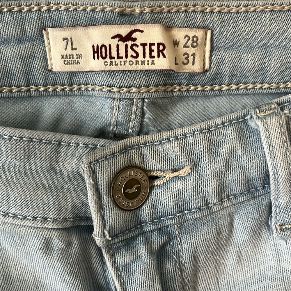 Hollister Skinny